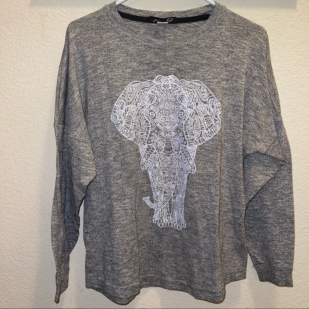 Long sleeve grey tshirt